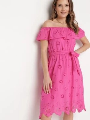 Zdjęcie produktu Różowa Sukienka z Haftowanej Tkaniny o Fasonie Hiszpanki z Paskiem w Talii Glisara