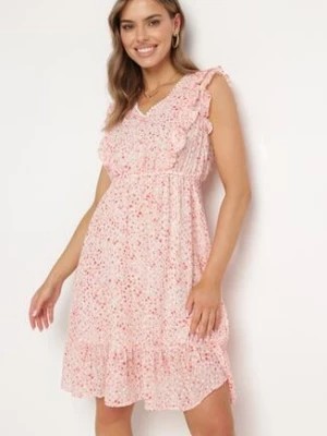 Zdjęcie produktu Różowa Sukienka z Trójkątnym Dekoltem Falbankami i Gumką w Pasie Tyrene