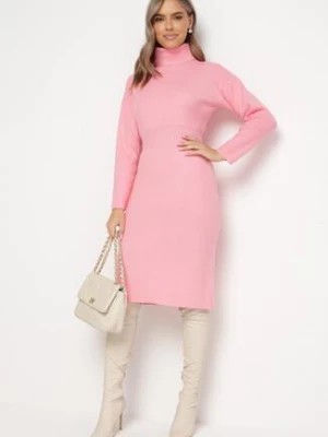 Zdjęcie produktu Różowa Sukienka z Wełną o Swetrowym Fasonie z Golfem Haweilla