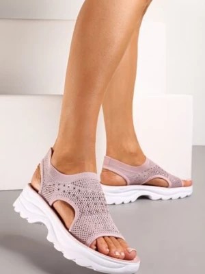 Zdjęcie produktu Różowe Sportowe Sandały z Elastyczną Cholewką z Cyrkoniami i Tłoczoną Podeszwą Dariena
