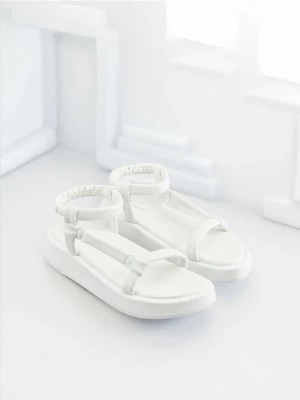 Zdjęcie produktu Sinsay - Sandały - biały