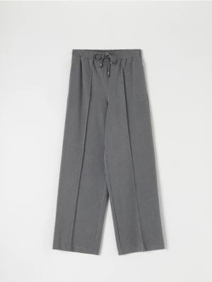 Zdjęcie produktu Sinsay - Spodnie z kieszeniami - szary