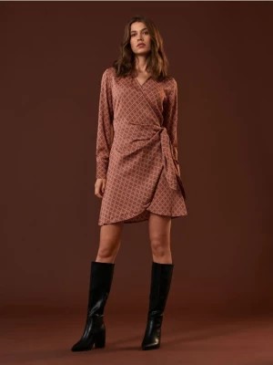 Zdjęcie produktu Sinsay - Sukienka mini z wiązaniem - brązowy