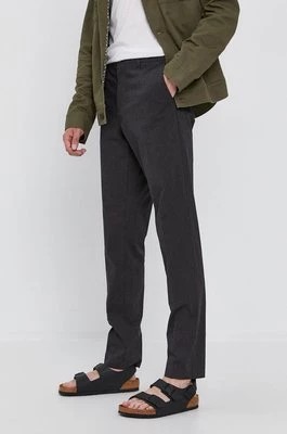 Zdjęcie produktu Sisley Spodnie męskie kolor szary dopasowane