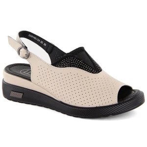 Zdjęcie produktu Skórzane sandały damskie na koturnie ażurowe beżowe Filippo DS6145 beżowy