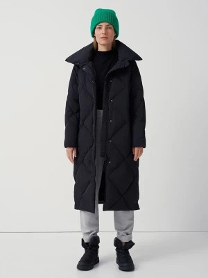 Zdjęcie produktu Someday Płaszcz pikowany "Villi" w kolorze czarnym rozmiar: 42