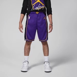 Zdjęcie produktu Spodenki do koszykówki dla dużych dzieci Jordan NBA Swingman Los Angeles Lakers Statement Edition - Fiolet