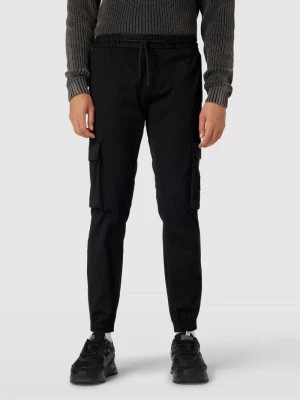 Zdjęcie produktu Spodnie cargo w jednolitym kolorze model ‘WASHED’ Calvin Klein Jeans