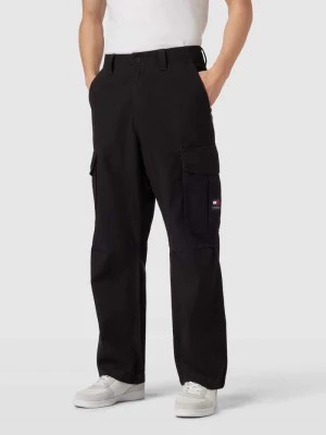 Zdjęcie produktu Spodnie cargo z detalem z logo model ‘AIDEN’ Tommy Jeans