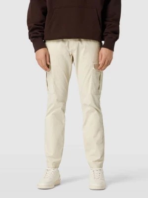 Zdjęcie produktu Spodnie cargo z detalem z logo model ‘AUSTIN’ Tommy Jeans