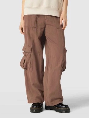 Zdjęcie produktu Spodnie cargo z elastycznym pasem model ‘Luca’ BDG Urban Outfitters