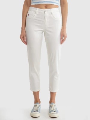 Zdjęcie produktu Spodnie damskie z krótką nogawką białe Lucia 100 BIG STAR