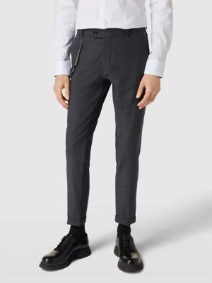 Zdjęcie produktu Spodnie do garnituru o kroju regular fit z ozdobnym łańcuszkiem model ‘Cameron’ CG - Club of Gents