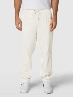 Zdjęcie produktu Spodnie dresowe z wyhaftowanym logo model ‘CIRCA’ Nike