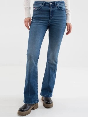 Zdjęcie produktu Spodnie jeans damskie z rozszerzaną nogawką Clara Flare 302 BIG STAR