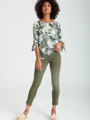 Zdjęcie produktu Spodnie klasyczne damskie zielone Greenpoint