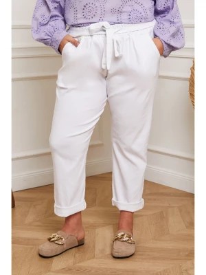 Zdjęcie produktu Plus Size Company Spodnie "Lirane" w kolorze białym rozmiar: 50