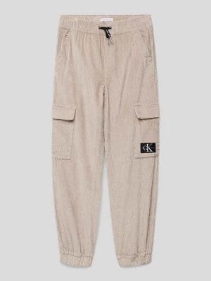 Zdjęcie produktu Spodnie sportowe z kieszeniami cargo model ‘CORDUROY’ Calvin Klein Jeans