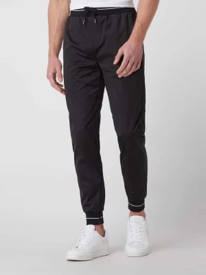 Zdjęcie produktu Spodnie typu track pants z wykończeniami w kontrastowym kolorze Karl Lagerfeld