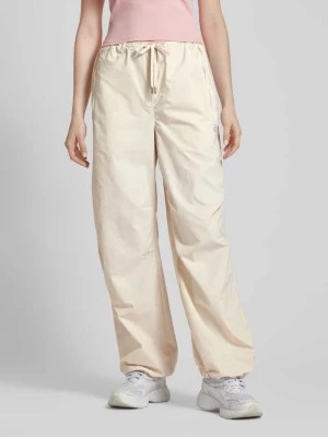 Zdjęcie produktu Spodnie z elastycznym pasem model ‘AYLA’ Juicy Couture