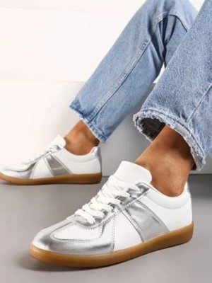 Zdjęcie produktu Srebrno-Białe Sneakersy Tenisówki z Ozdobnymi Przeszyciami Sumina
