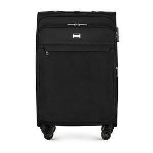 Zdjęcie produktu Średnia walizka miękka jednokolorowa czarna Wittchen