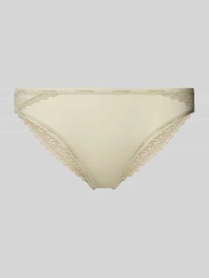 Zdjęcie produktu Stringi z obszyciem koronką i elastycznym pasem Calvin Klein Underwear