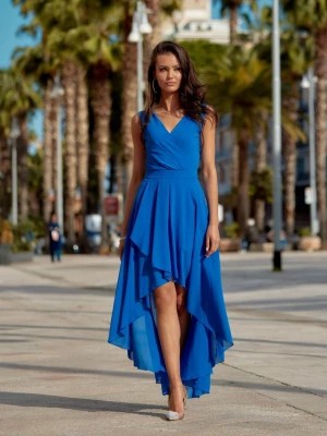 Zdjęcie produktu Sukienka asymetryczna chabrowa niebieska maxi z krótszym przodem na szerokich ramiączkach kopertowy dekolt Cyntia PERFE