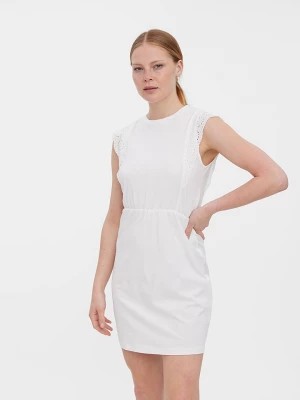 Zdjęcie produktu Vero Moda Sukienka "Hollyn" w kolorze białym rozmiar: XS