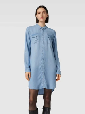 Zdjęcie produktu Sukienka jeansowa o długości do kolan z kieszeniami na piersi model ‘SILLA’ Vero Moda