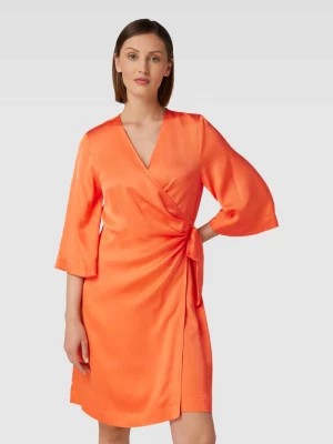 Zdjęcie produktu Sukienka kopertowa z wiskozy z dekoltem w serek model ‘FRANZISKA’ Selected Femme