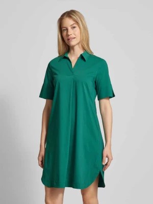 Zdjęcie produktu Sukienka koszulowa o długości do kolan w jednolitym kolorze MORE & MORE