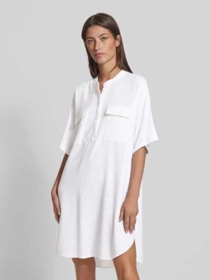 Zdjęcie produktu Sukienka koszulowa o długości do kolan z kieszeniami na piersi model ‘LINE’ Vero Moda
