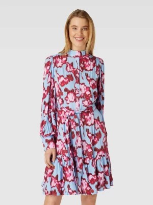 Zdjęcie produktu Sukienka koszulowa z listwą guzikową model ‘Prismu’ YAS