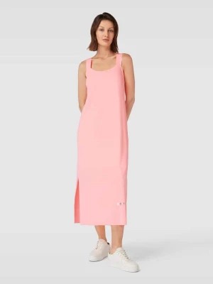 Zdjęcie produktu Sukienka midi na szerokich, elastycznych ramiączkach model ‘ULLI EHRLICH’ Sportalm