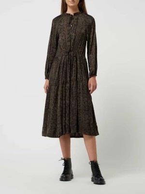 Zdjęcie produktu Sukienka midi stylizowana na skórę gada Rosemunde