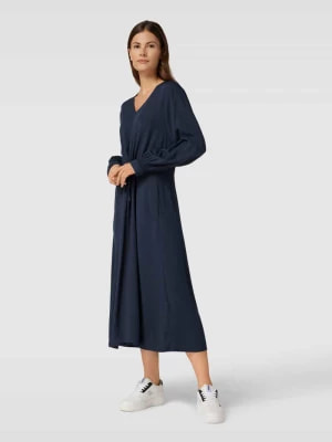 Zdjęcie produktu Sukienka midi z dekoltem w serek model ‘Elianna’ Soft Rebels