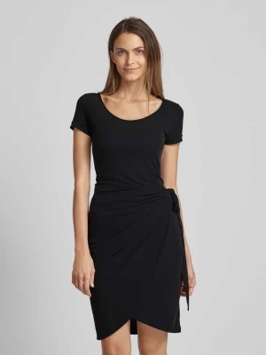 Zdjęcie produktu Sukienka mini z wiązanym detalem model ‘ELISEA’ Guess