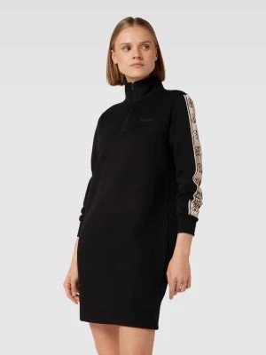 Zdjęcie produktu Sukienka o długości do kolan z detalem z logo model ‘BRITNEY’ Guess Activewear