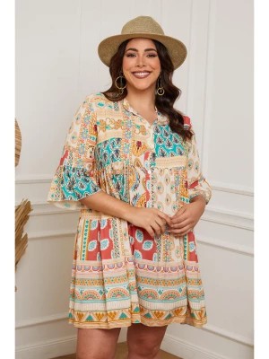 Zdjęcie produktu Plus Size Company Sukienka "Suli" w kolorze beżowym rozmiar: 52