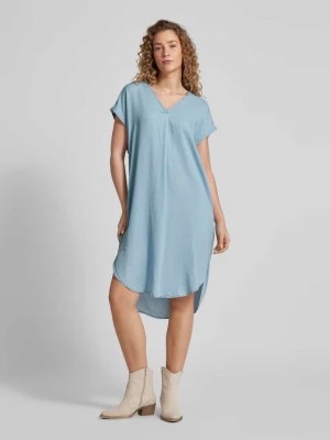 Zdjęcie produktu Sukienka z lyocellu o długości do kolan z dekoltem w serek model ‘Carly’ FREE/QUENT