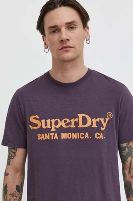Zdjęcie produktu Superdry t-shirt bawełniany męski kolor fioletowy z nadrukiem