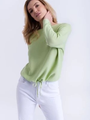 Zdjęcie produktu Sweter damski z troczkiem na dole i opuszczonym rękawem zielony Greenpoint