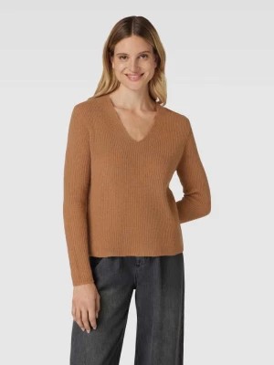 Zdjęcie produktu Sweter z dzianiny z zaokrąglonym dekoltem w serek model ‘Style.Lana’ BRAX