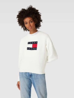 Zdjęcie produktu Sweter z futerka z wyhaftowanym logo Tommy Jeans