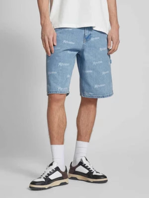 Zdjęcie produktu Szorty jeansowe o kroju baggy fit z nadrukiem z logo REVIEW