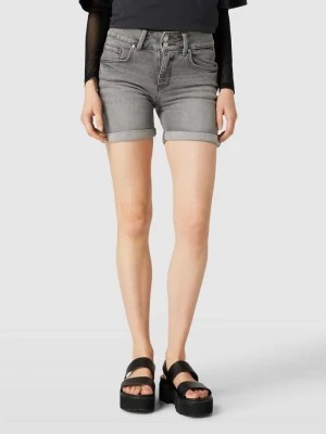 Zdjęcie produktu Szorty jeansowe o kroju slim fit z naszywką z logo model ‘Becky’ LTB