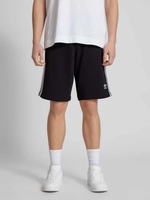 Zdjęcie produktu Szorty z dzianiny dresowej o kroju regular fit z wyhaftowanym logo adidas Originals