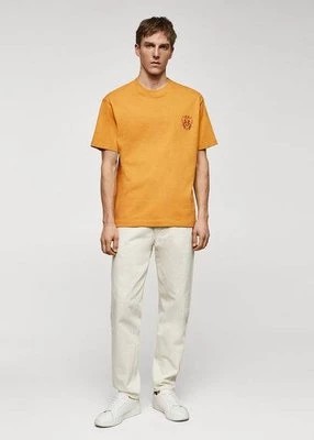 Zdjęcie produktu Koszulka z 100% bawełny z nadrukiem na piersi mango man