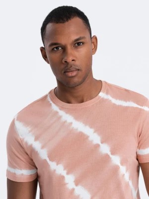 Zdjęcie produktu T-shirt męski bawełniany TIE DYE - różowy V2 S1622
 -                                    M